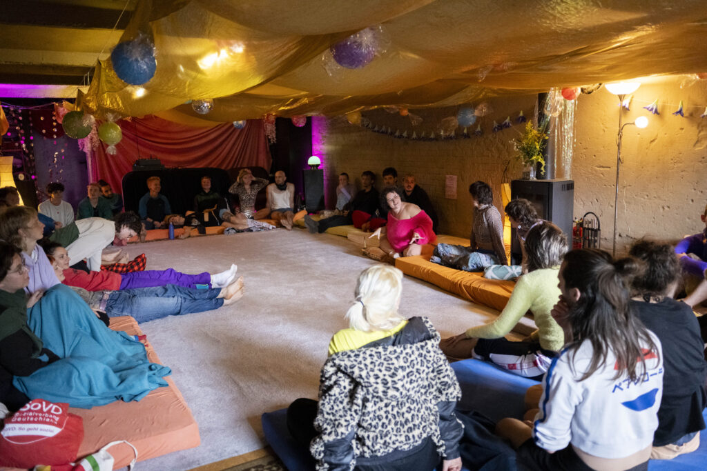 Blick ins Atelier während eines Workshops